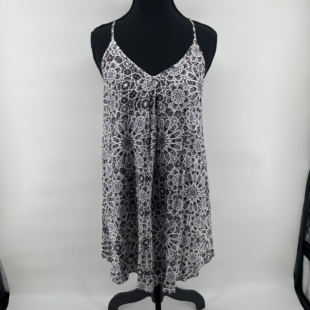 NWT ASTR Women's‎ Geometric Print Crisscross Back Mini Dress Size XS